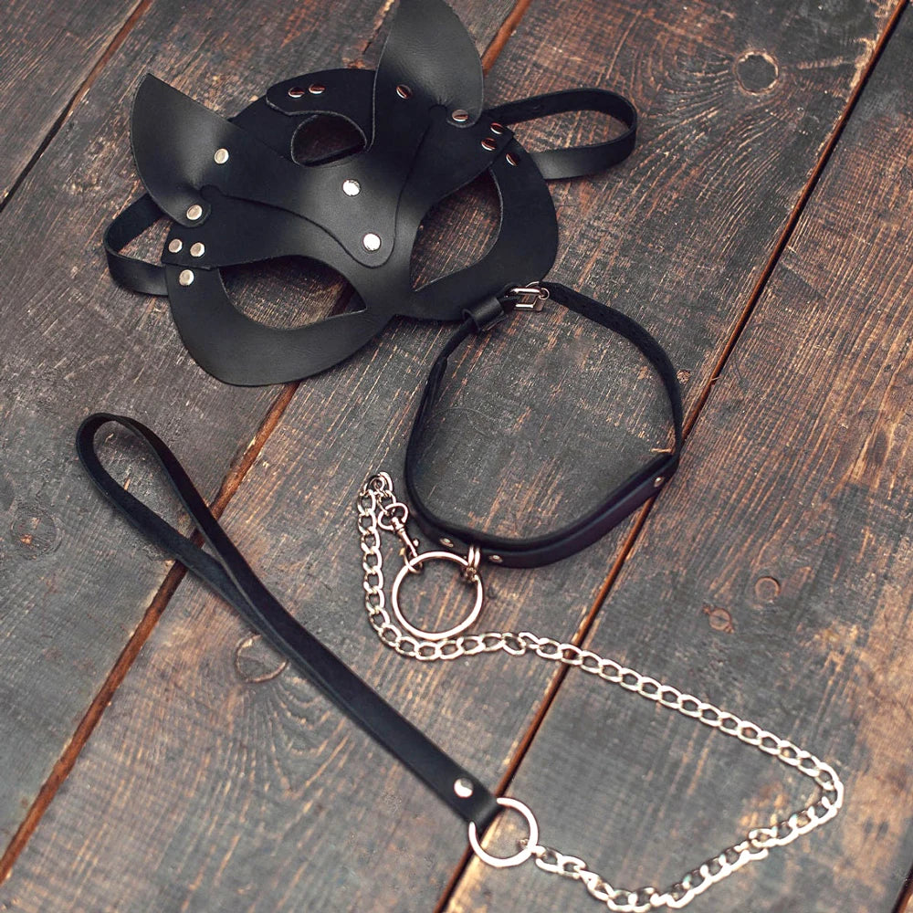 Midnight Temptress - Leather Cosplay Mask with Chain Harness